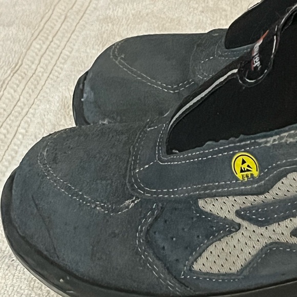 U Power Blue Steel Toe Safety Shoes Sz 7 - 7 1/2 (38) - Picture 4 of 13